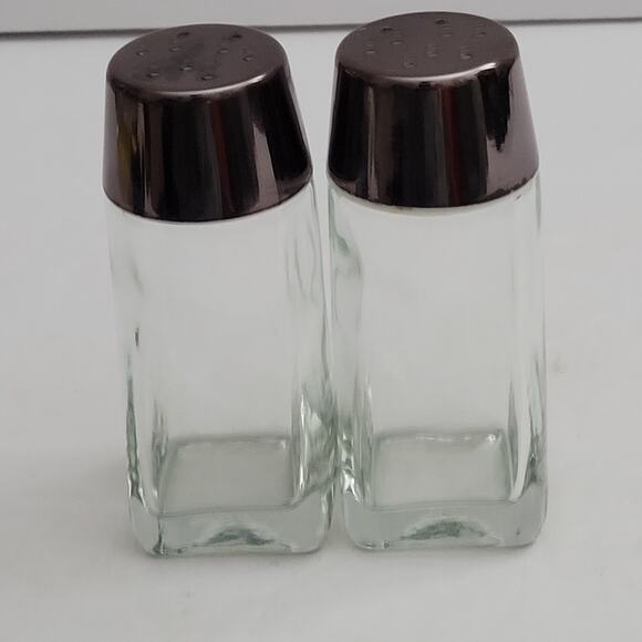 Salt and Pepper Shakers - Picture 3 of 7